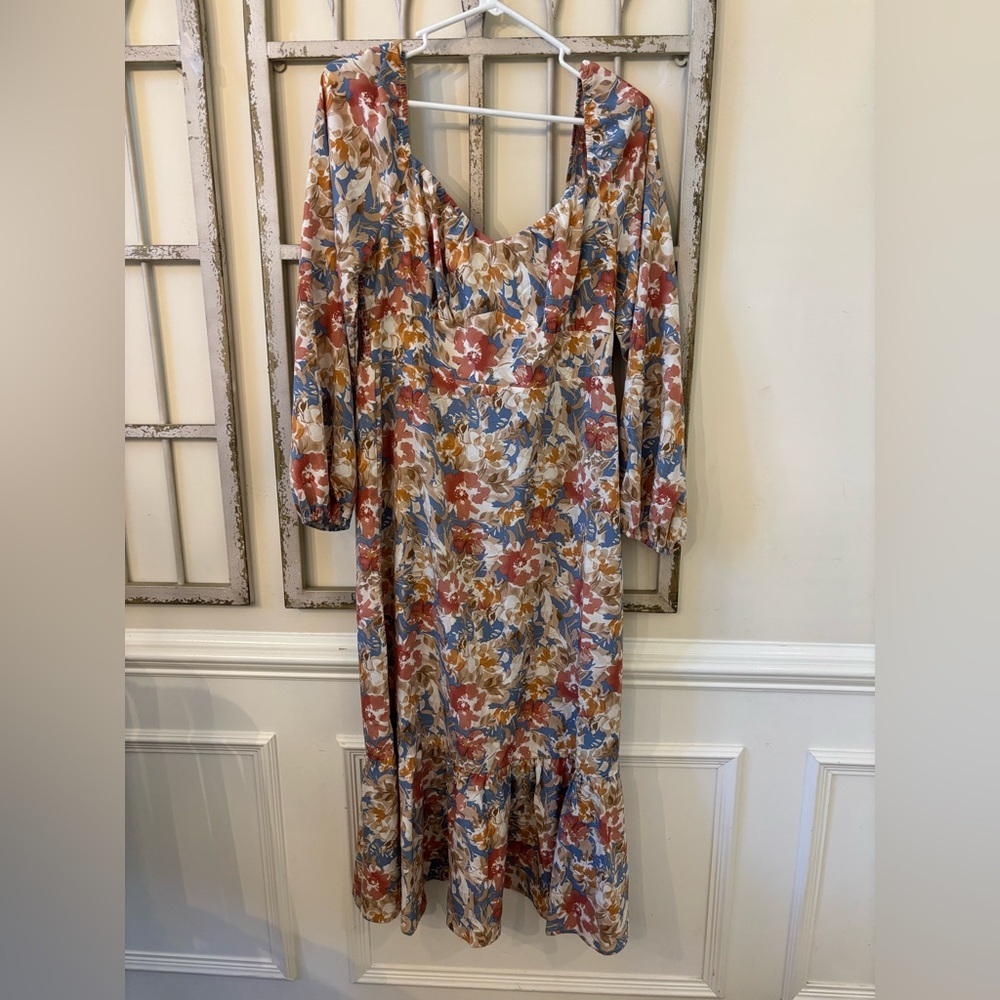 Floral Ruched Midi Dress